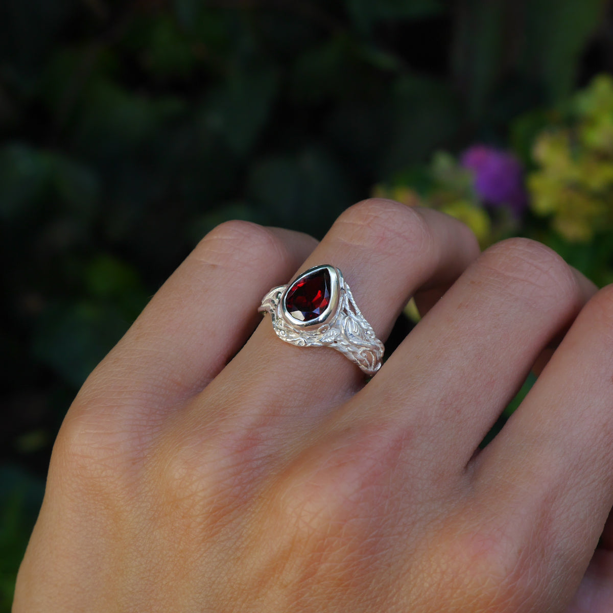 Entangled Ring Silver